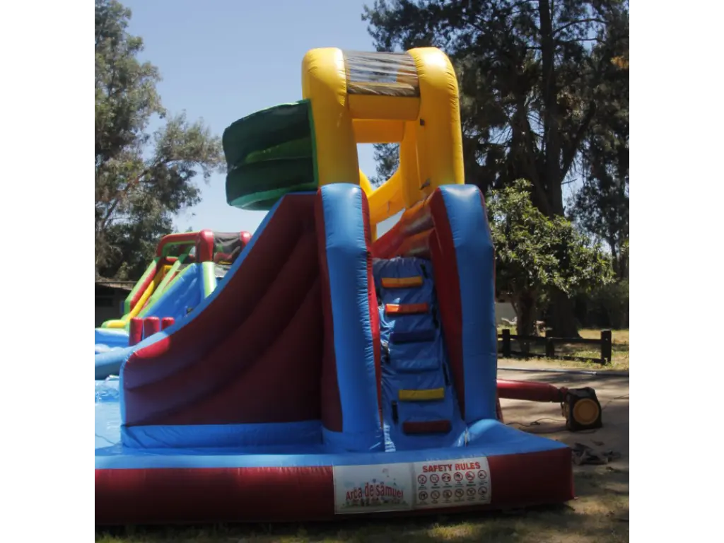 Tobogán Acuático Aquapark