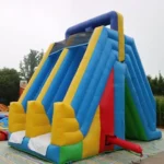 Tobogán Caída Piscina